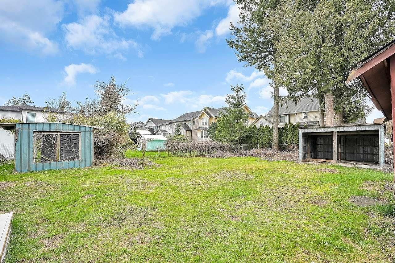 Listing Image 8