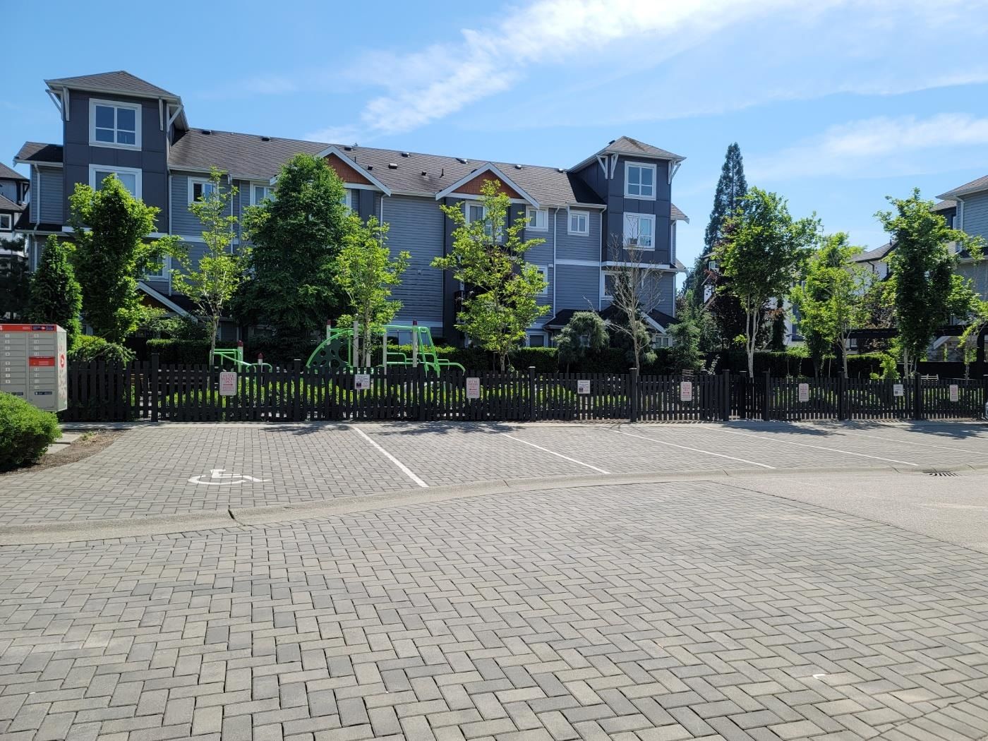 Listing Image 31