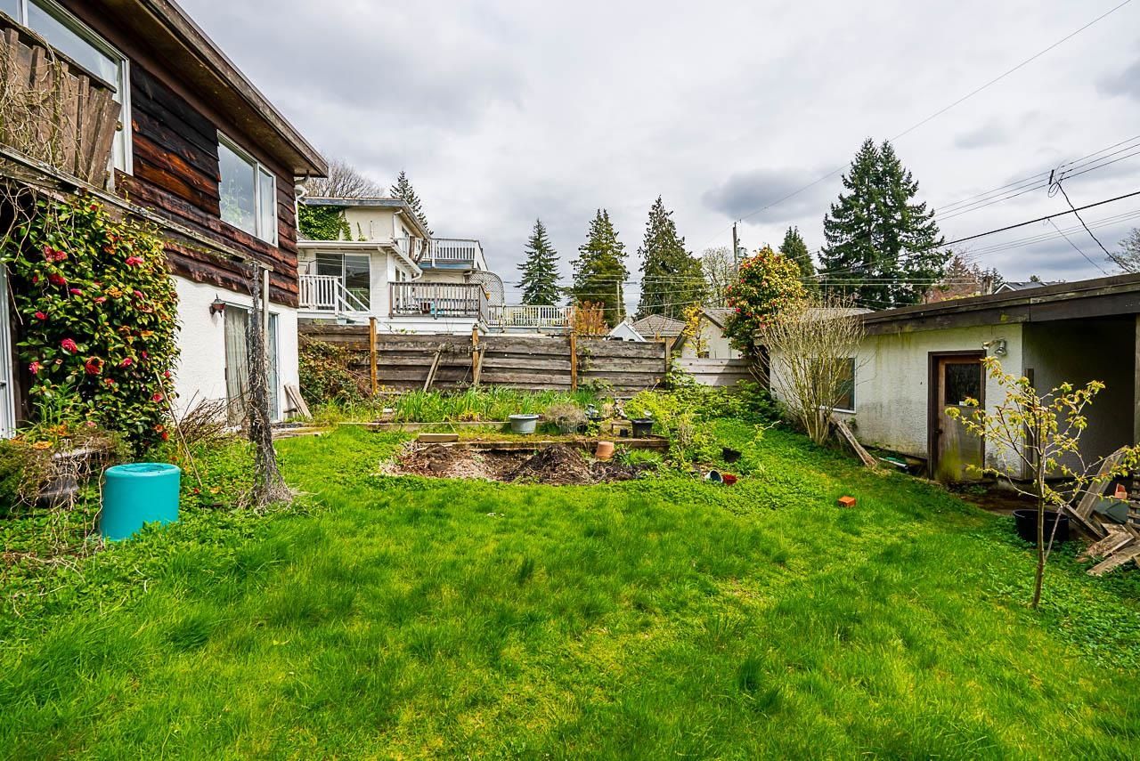 Listing Image 9