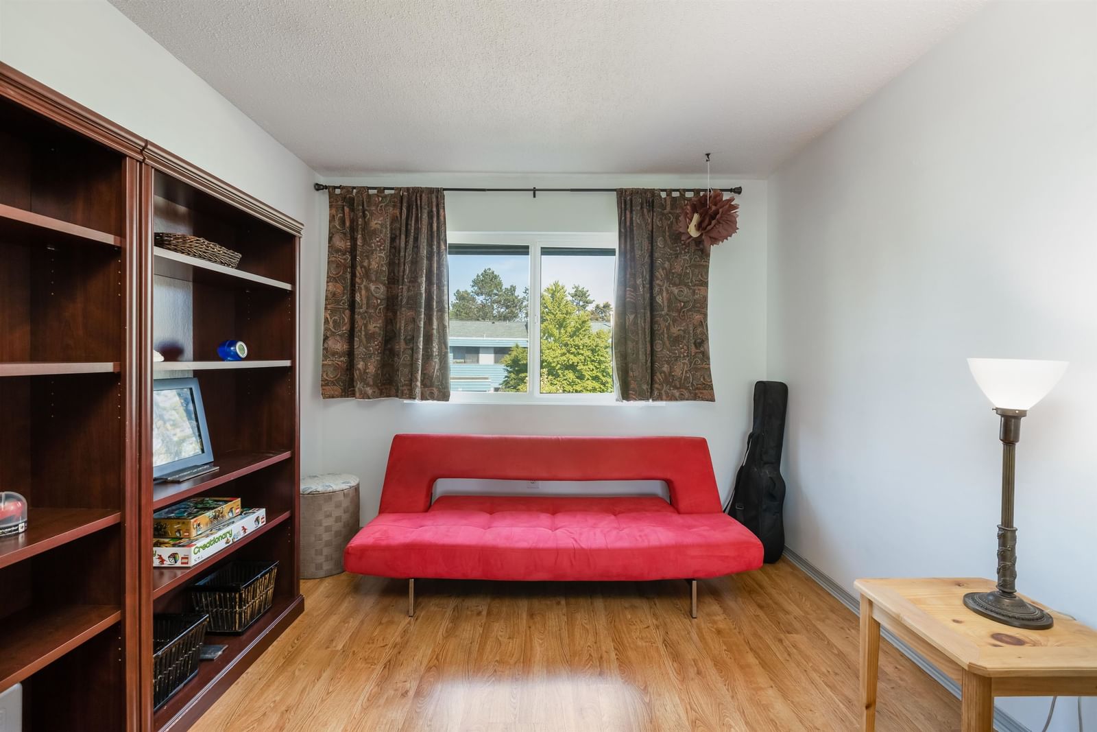 Listing Image 19