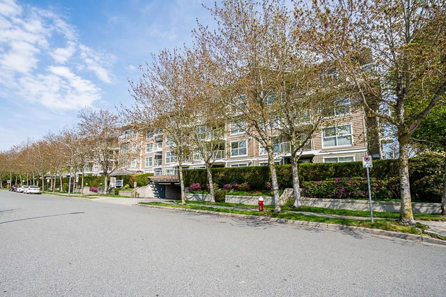 310 - 5880 Dover Crescent