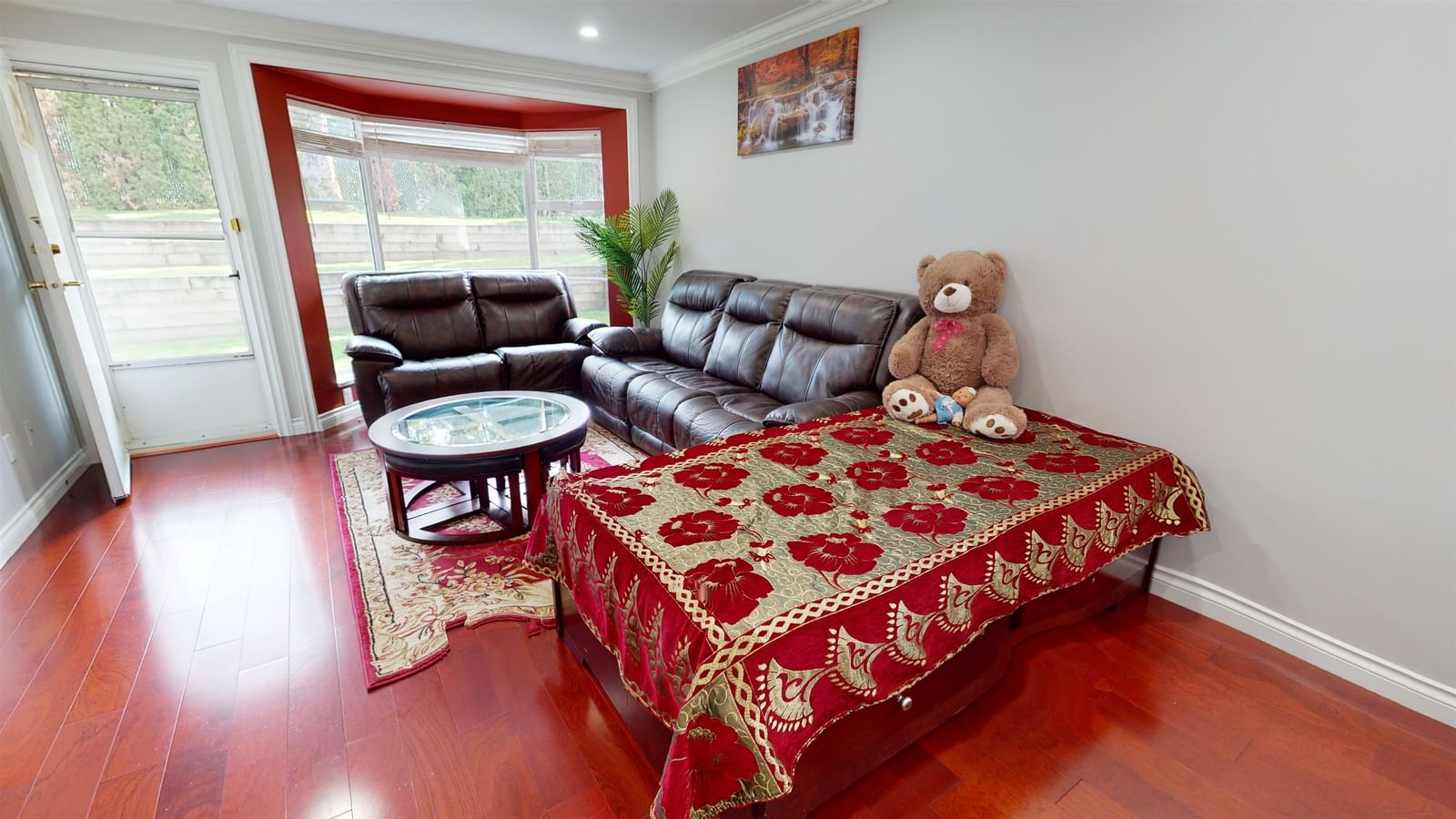 Listing Image 20