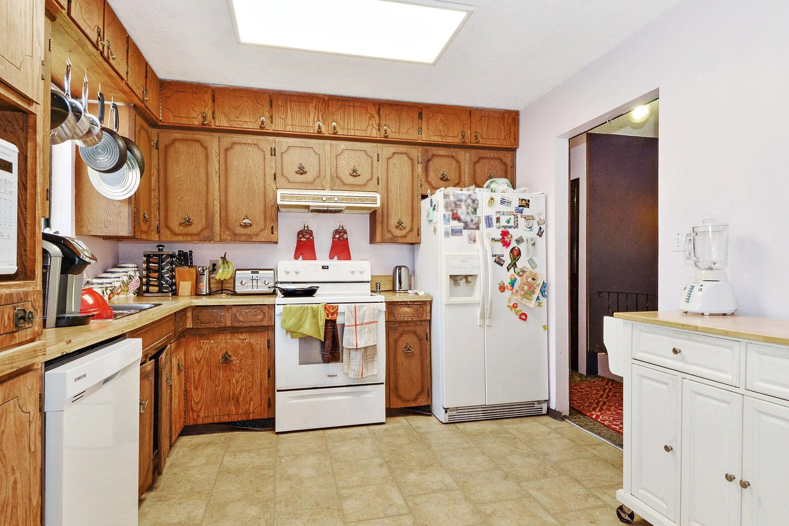 Listing Image 11