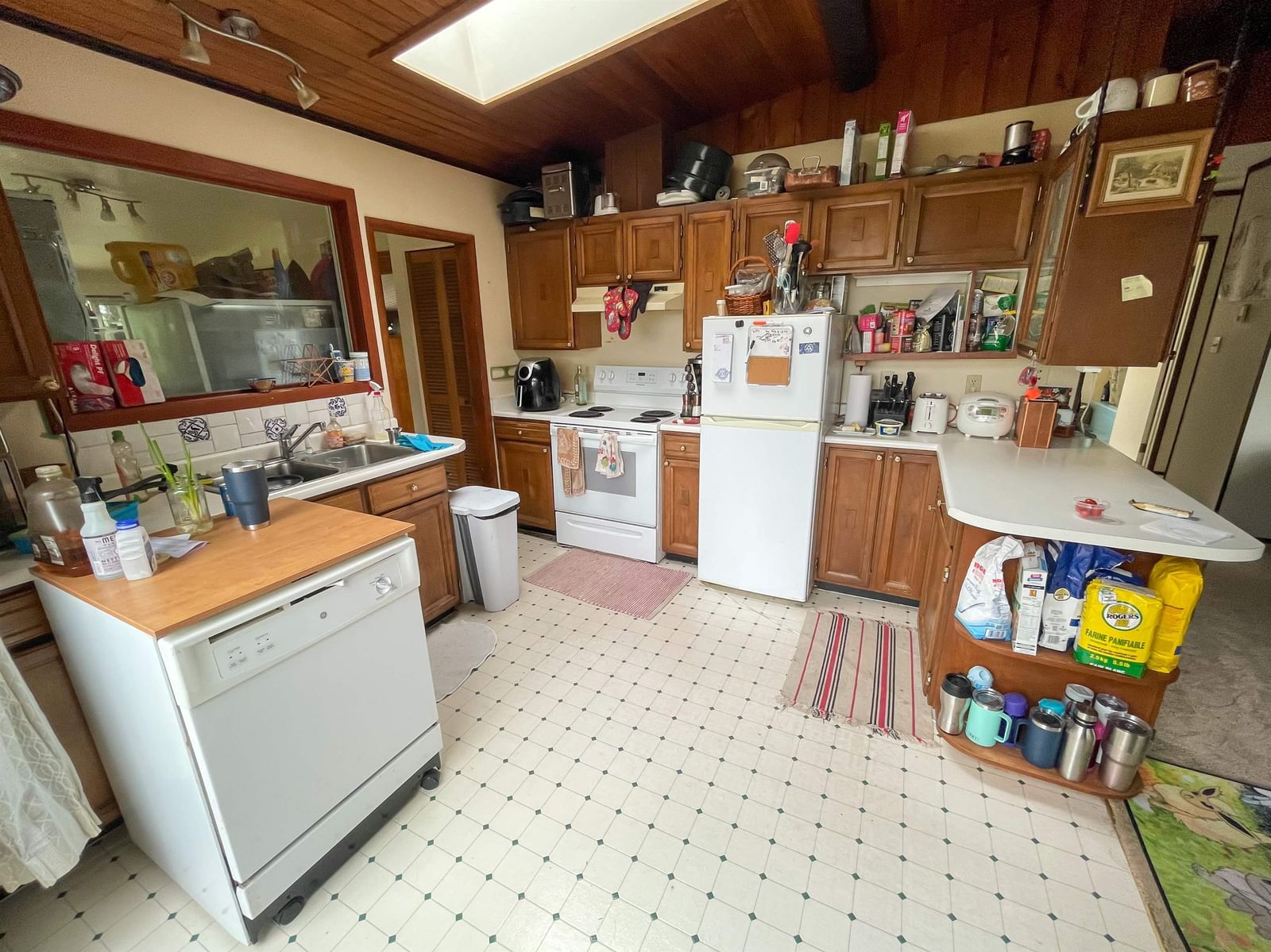 Listing Image 14