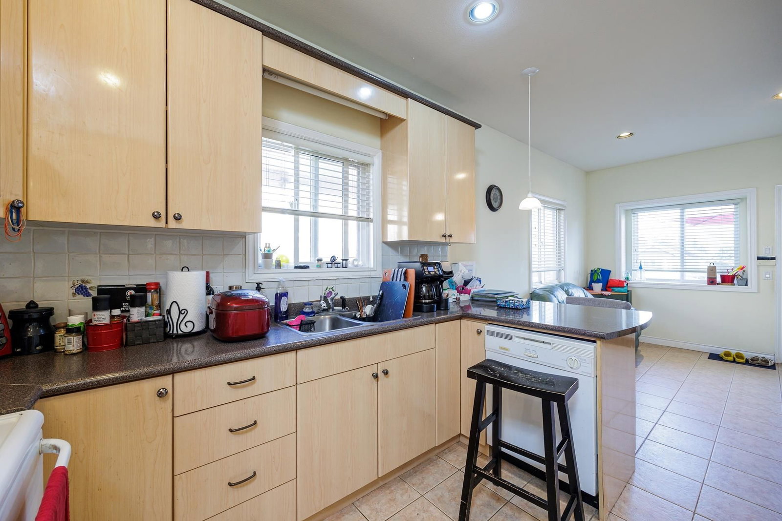Listing Image 13