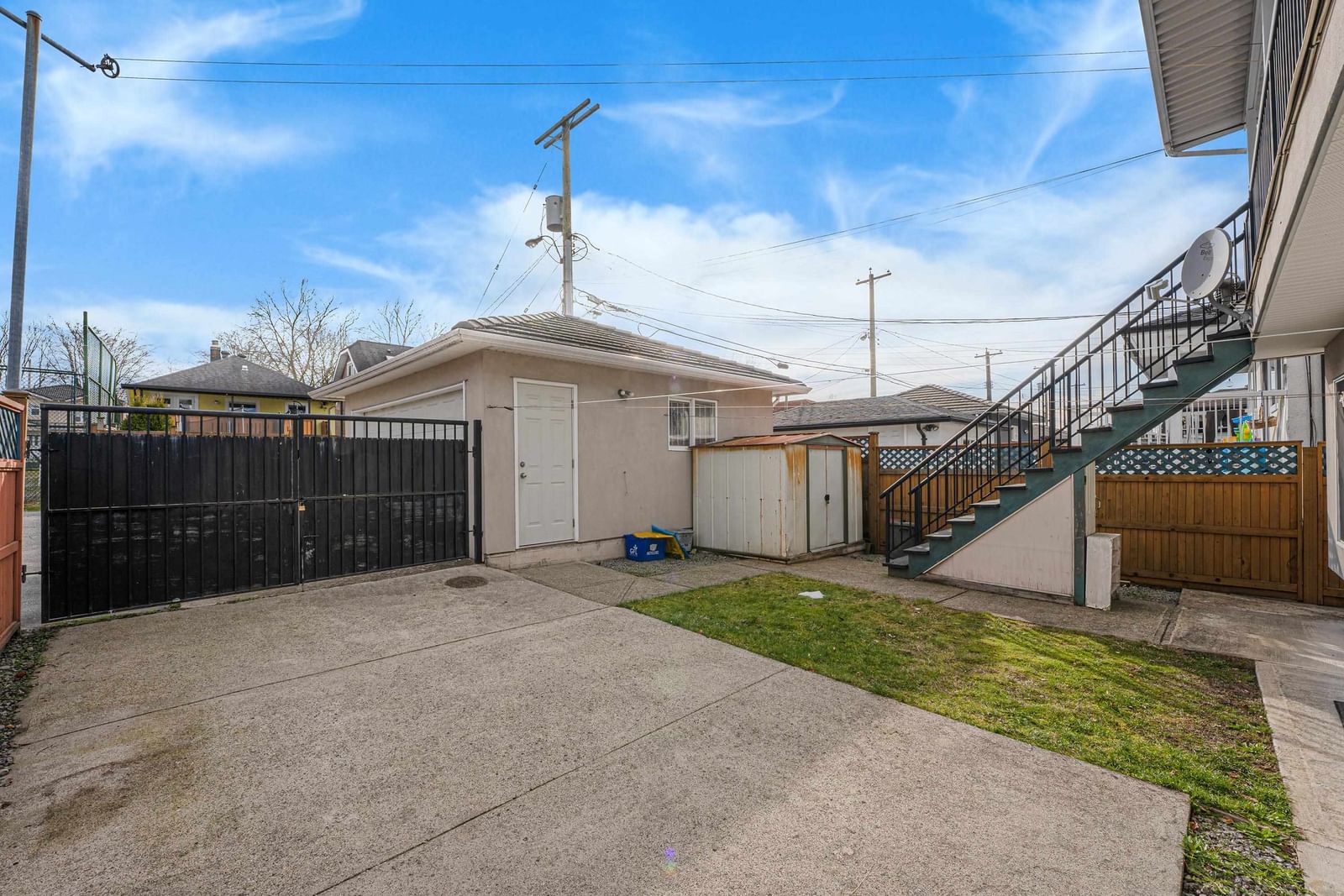 Listing Image 27