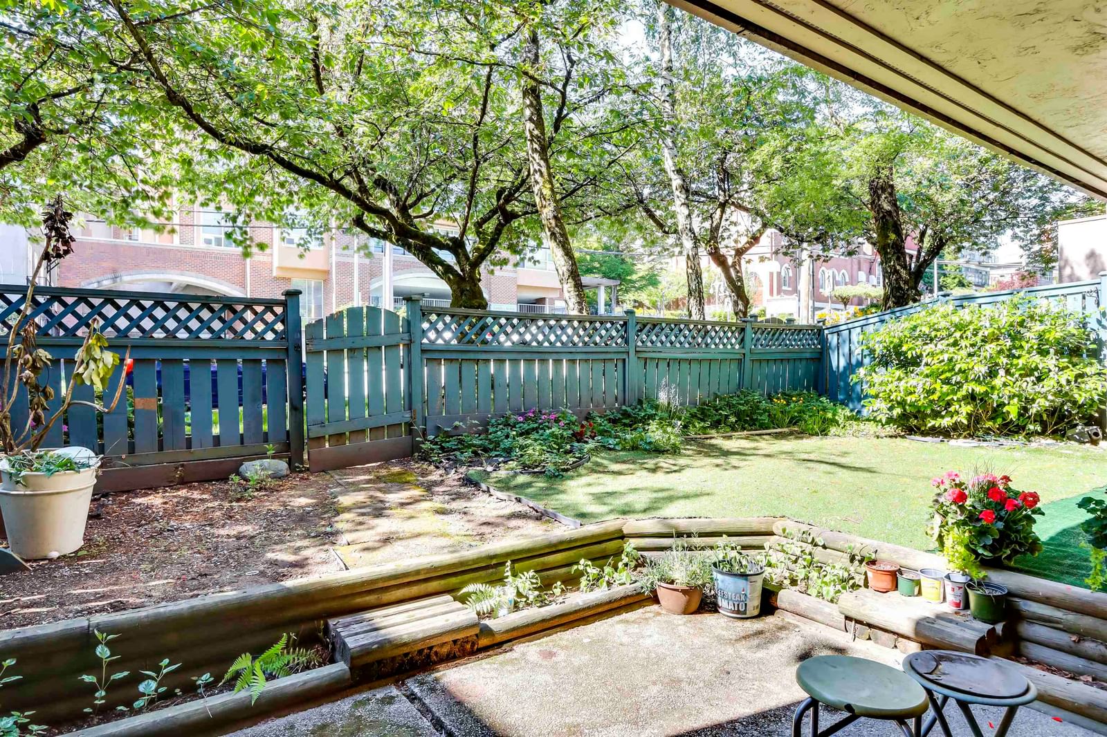 Listing Image 13