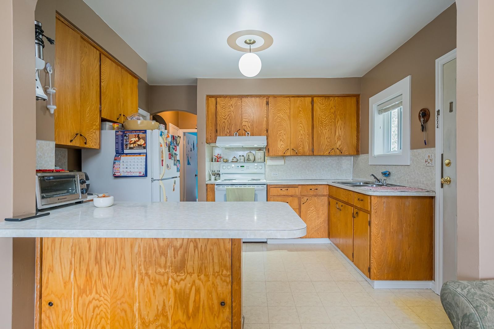 Listing Image 9