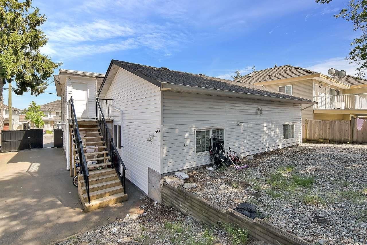 Listing Image 19