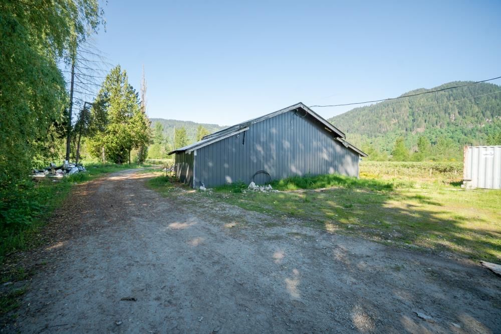 Listing Image 8