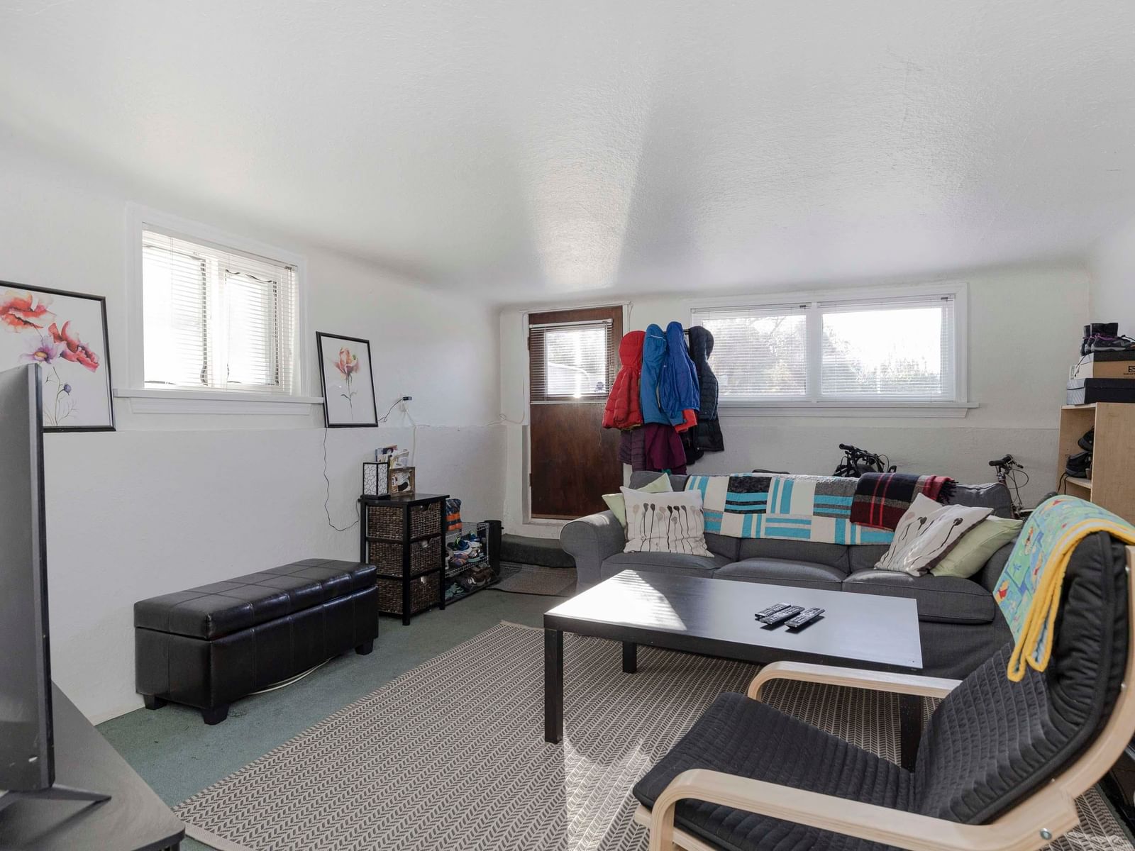 Listing Image 33