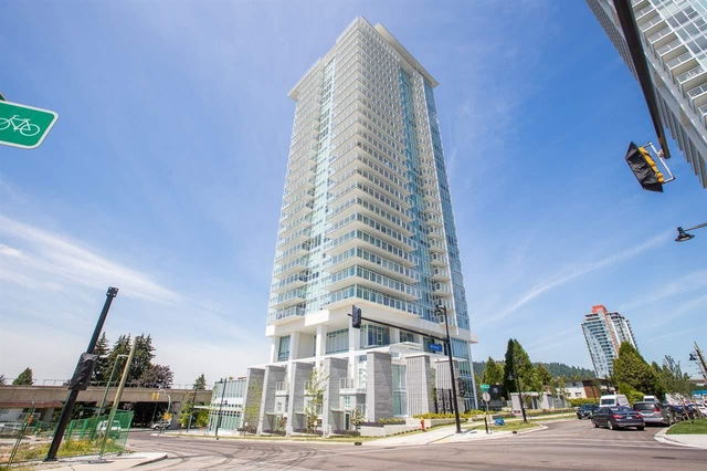 1306 - 652 Whiting Way