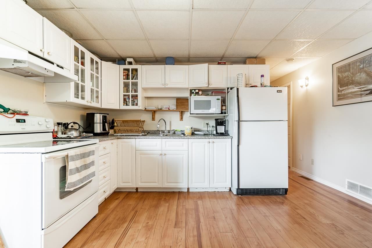 Listing Image 18