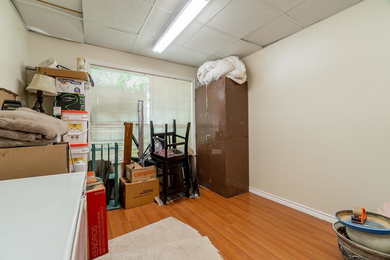 Listing Image 21