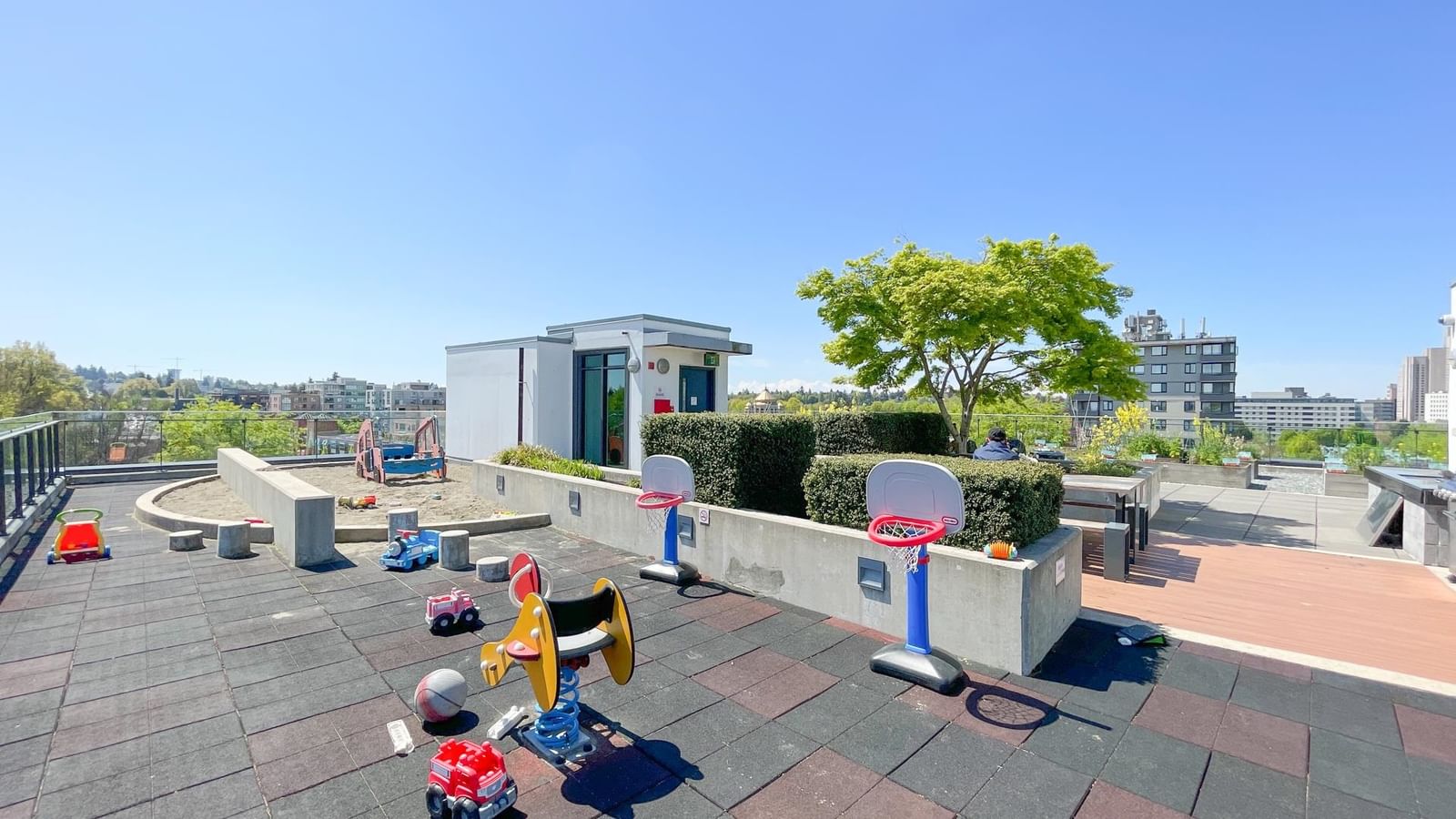 Listing Image 18