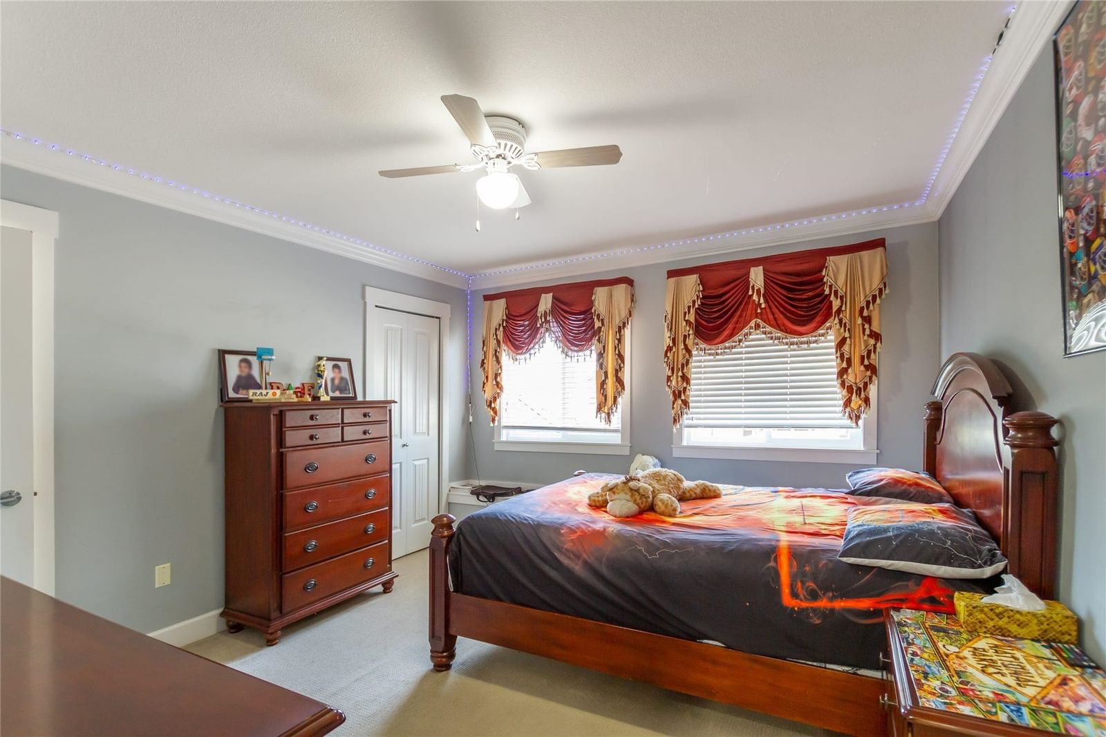 Listing Image 19