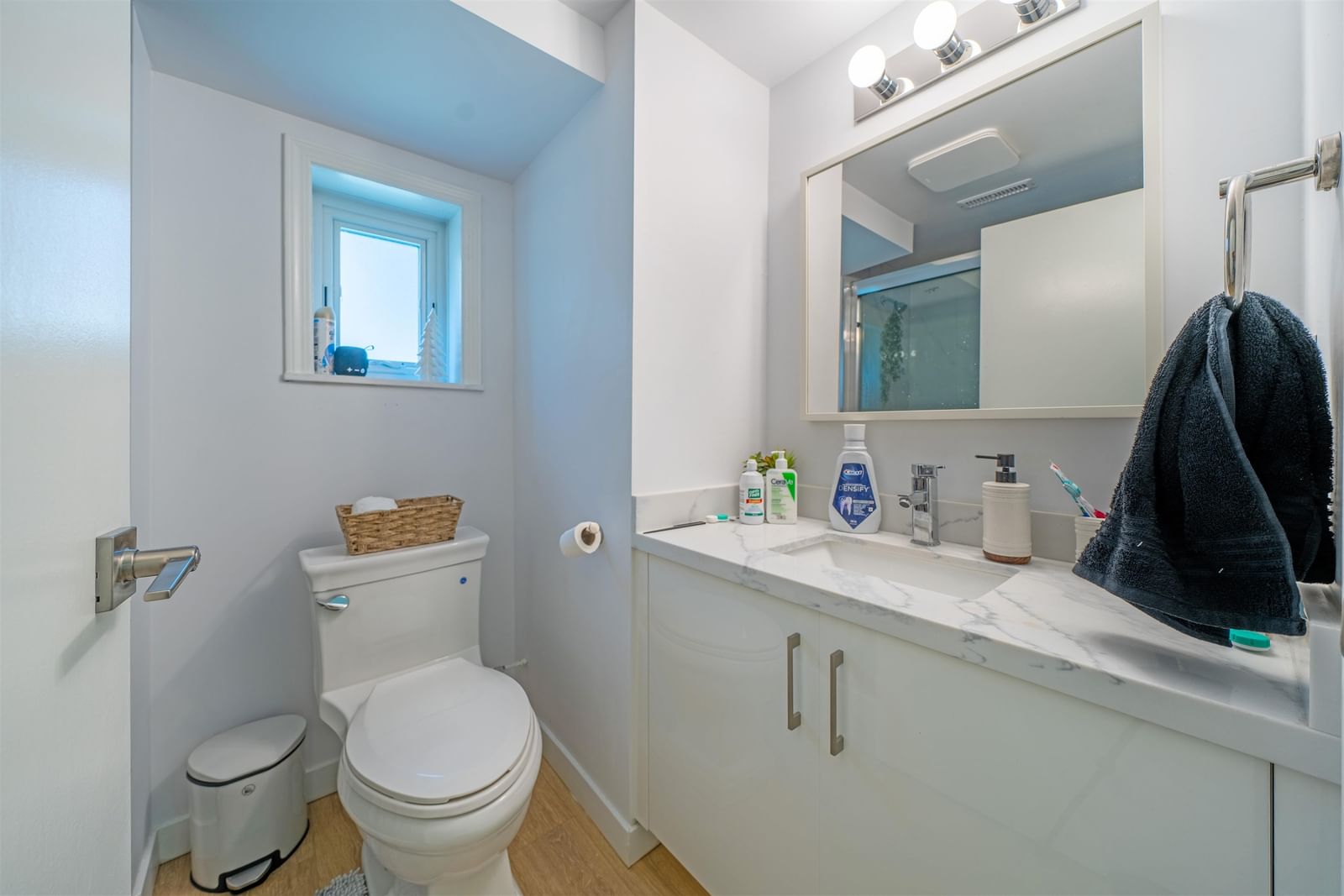 Listing Image 26