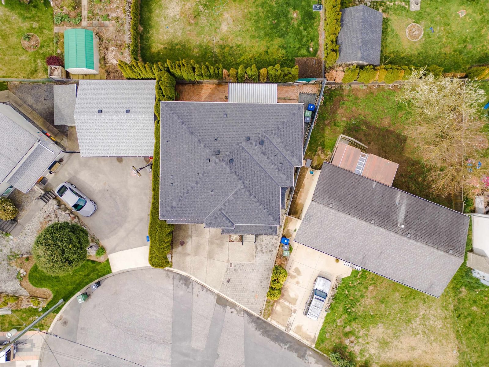 Listing Image 3