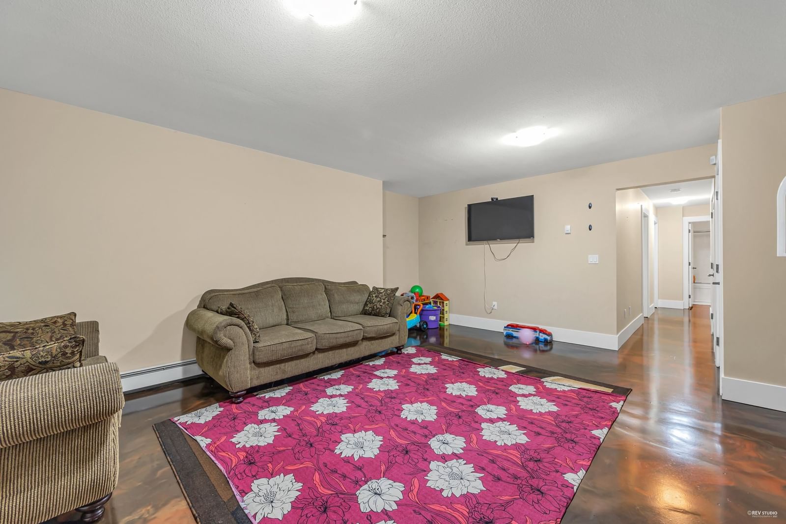 Listing Image 17