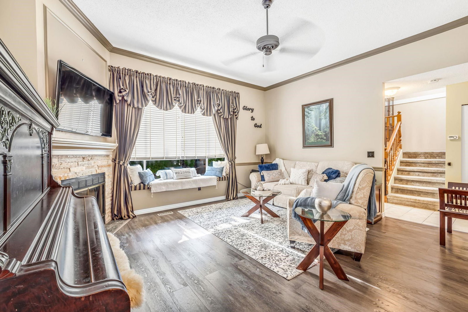 Listing Image 11