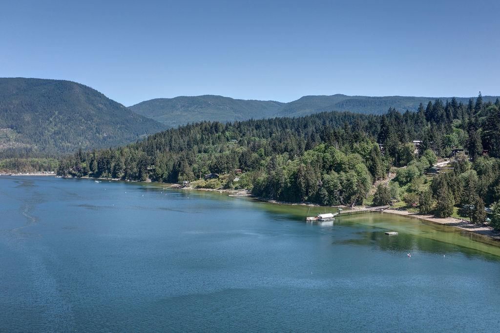 Listing Image 8