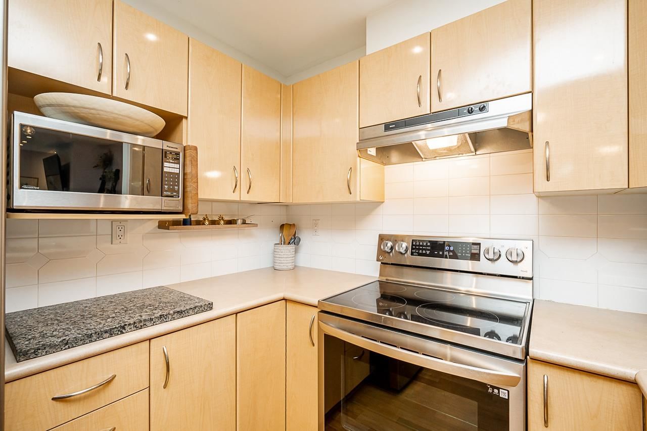 Listing Image 18