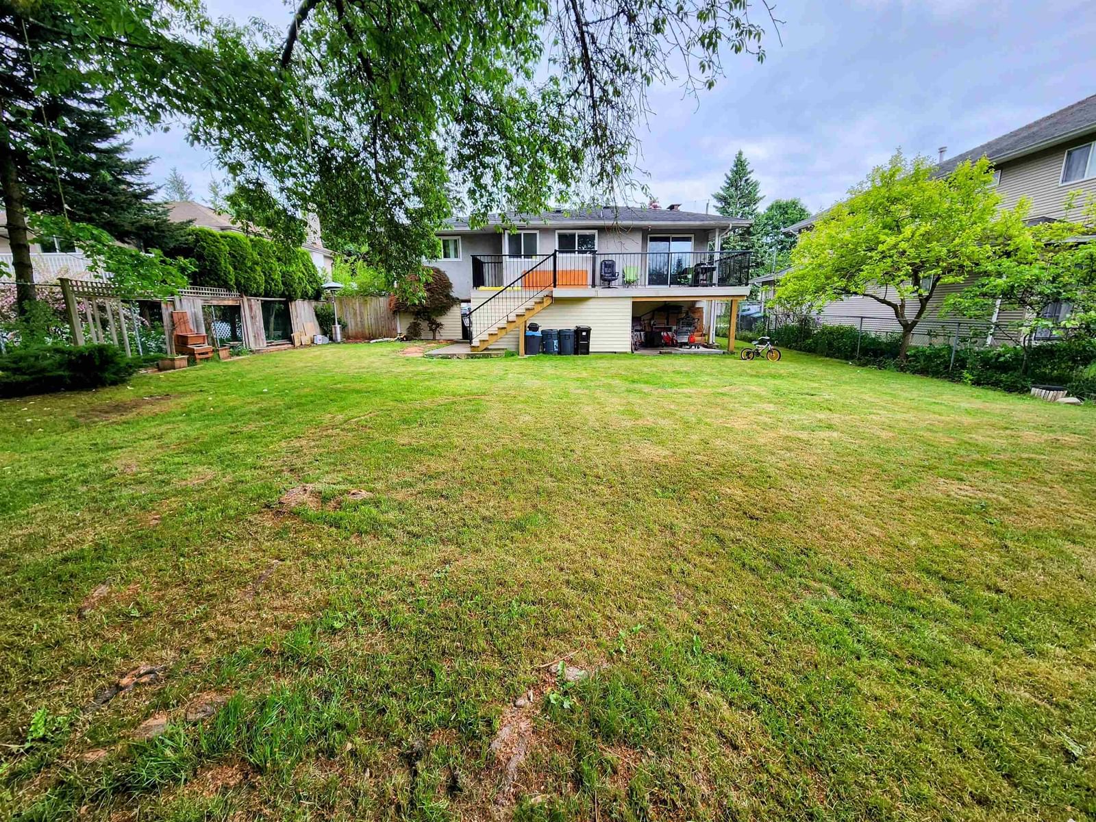 Listing Image 24