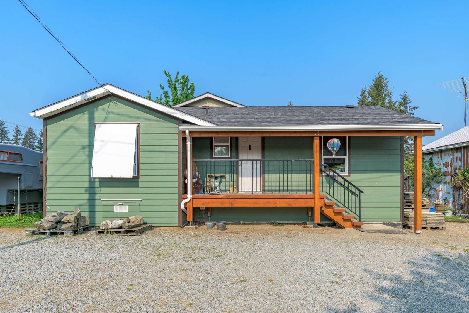 Listing Image 17