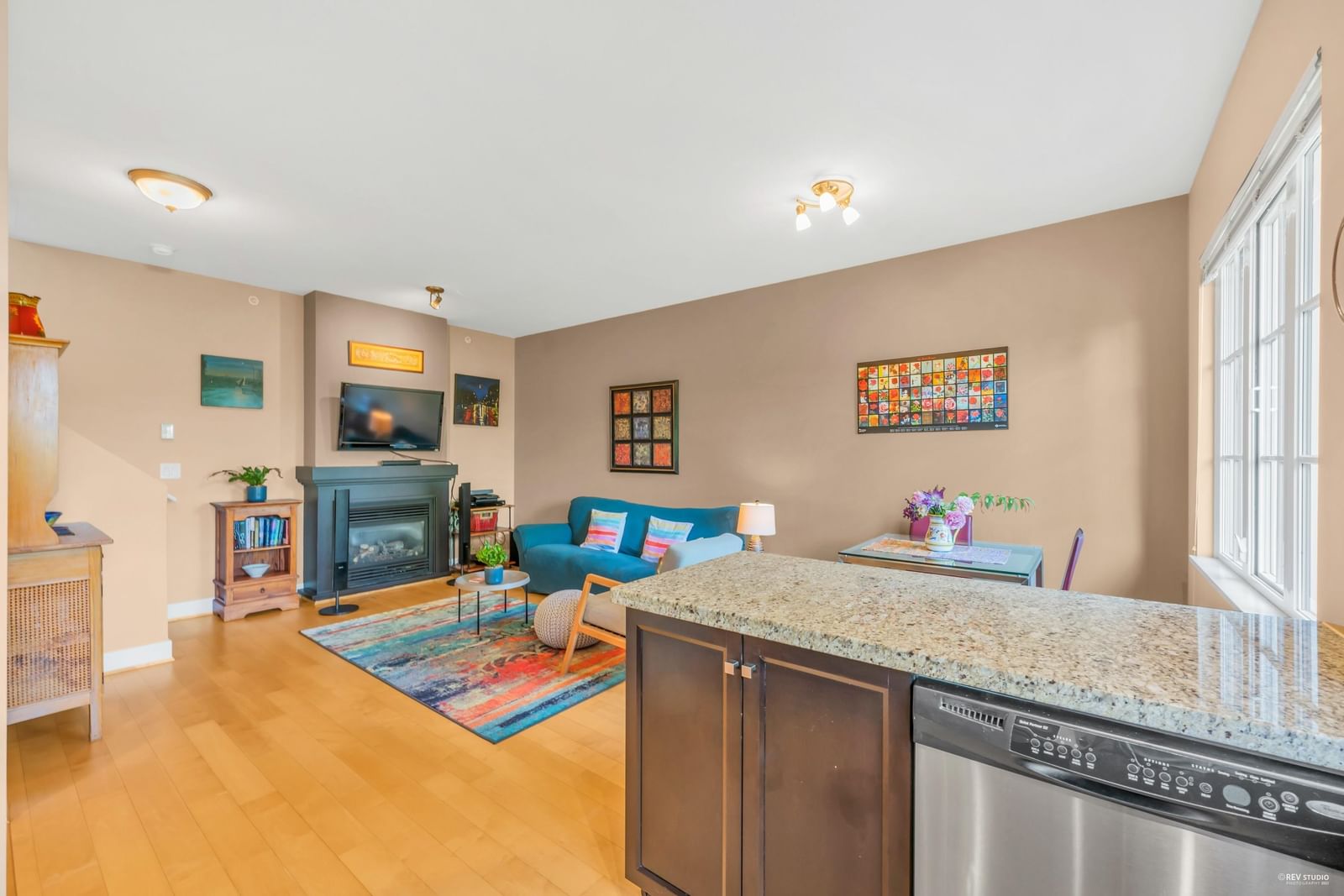 Listing Image 13