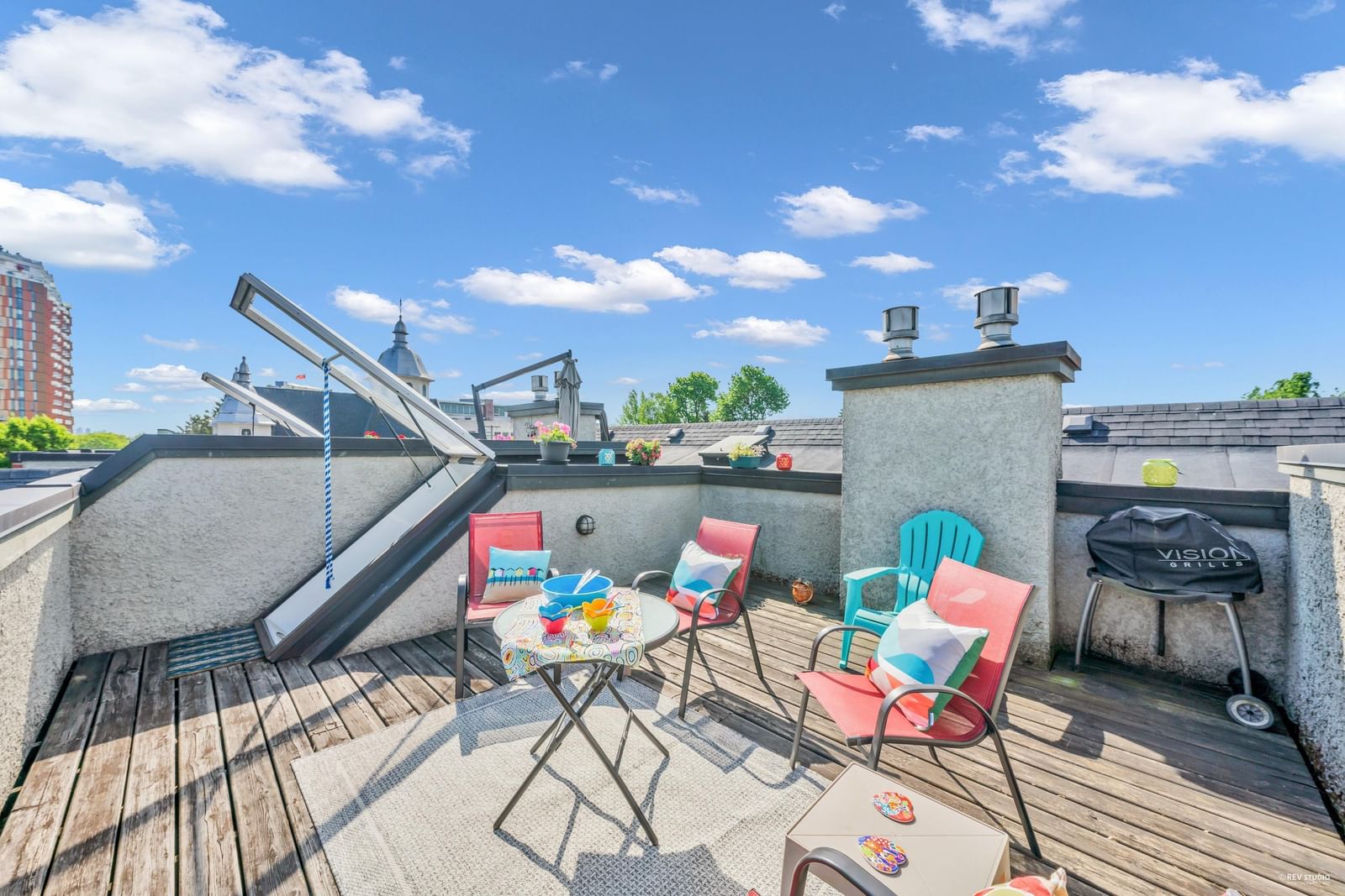 Listing Image 15