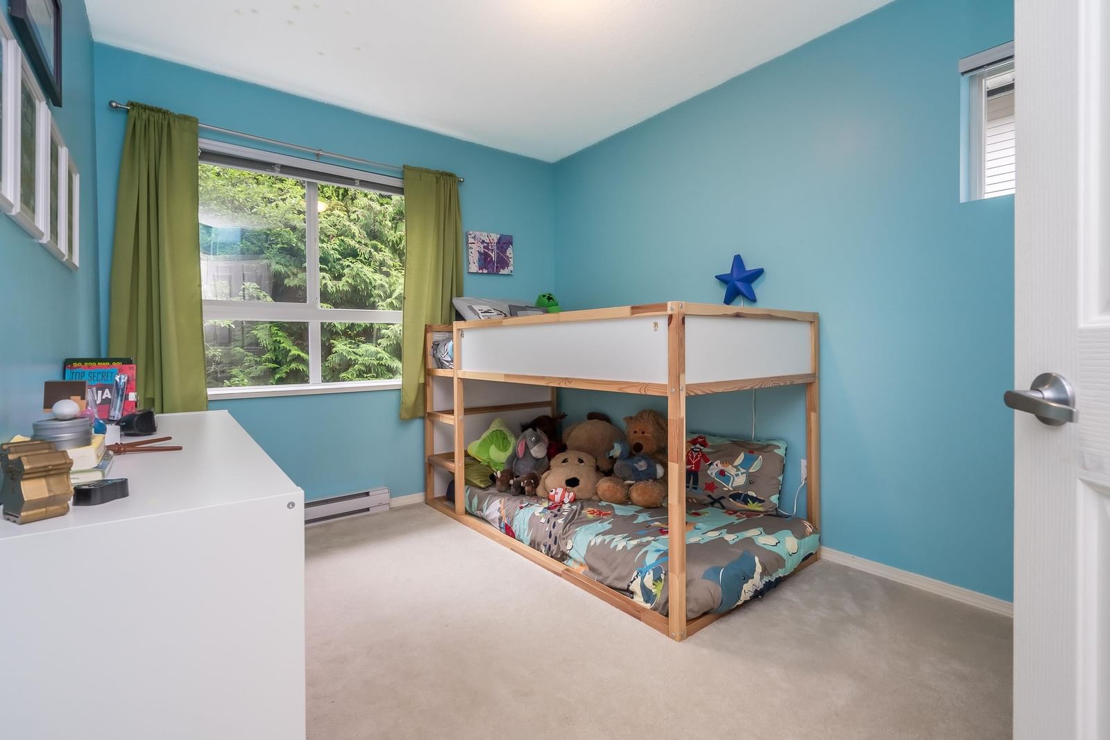 Listing Image 19