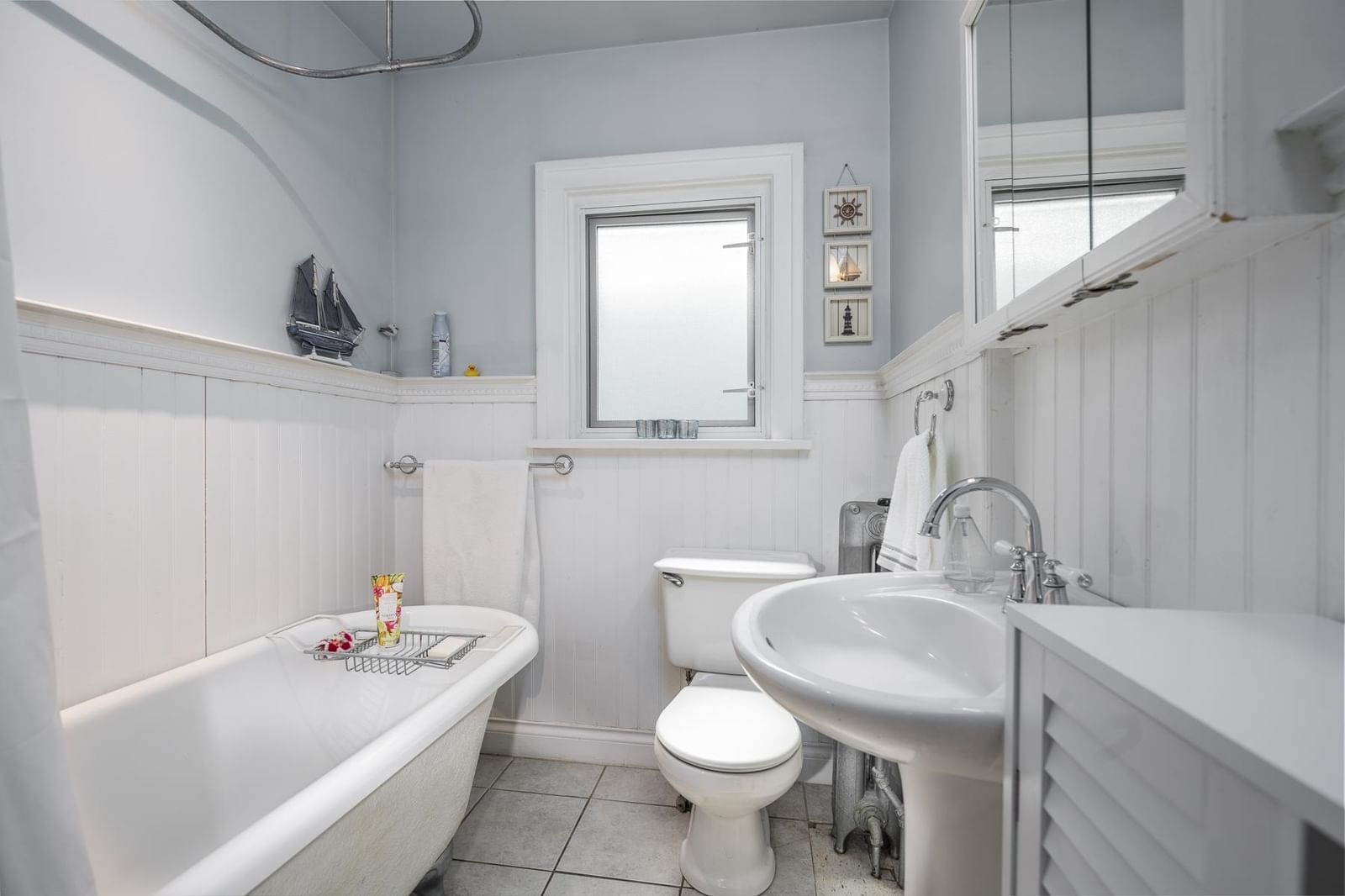 Listing Image 12