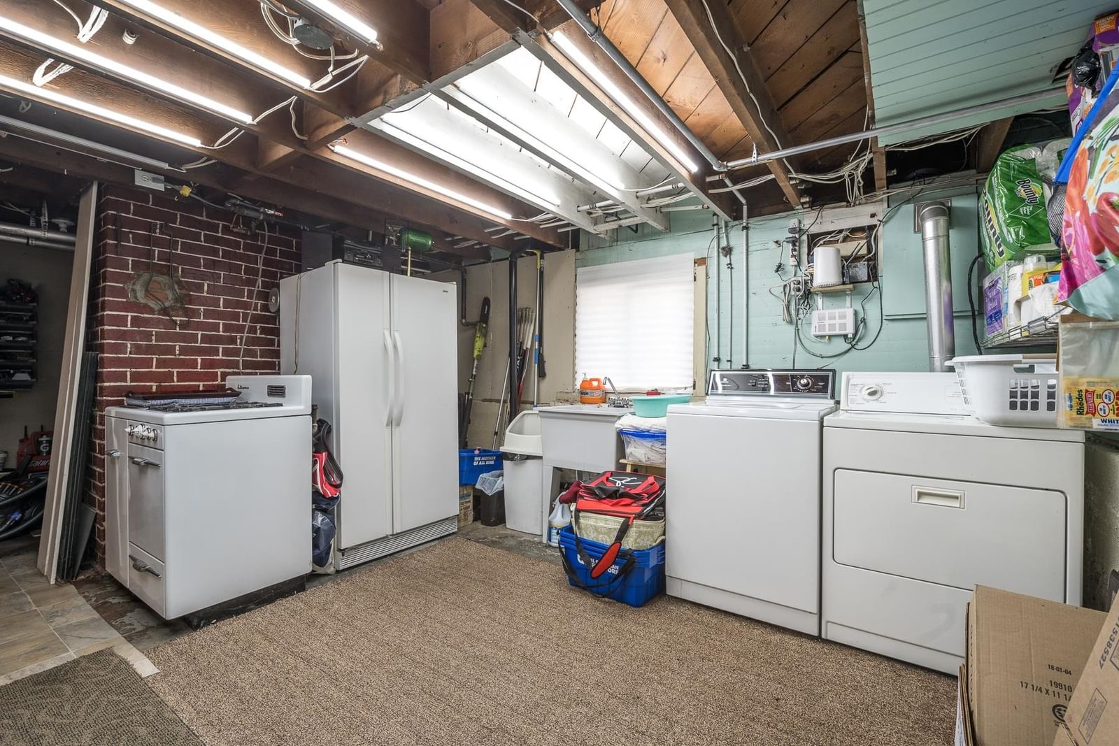 Listing Image 16