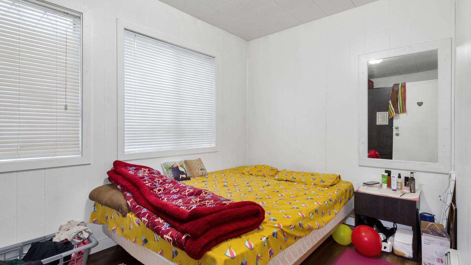 Listing Image 23