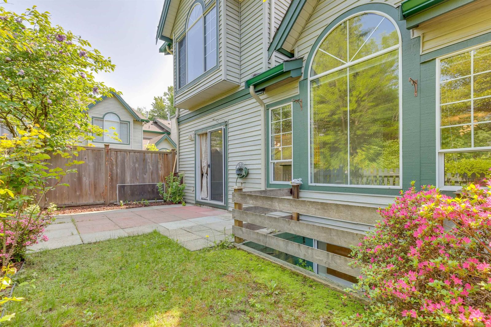 Listing Image 19
