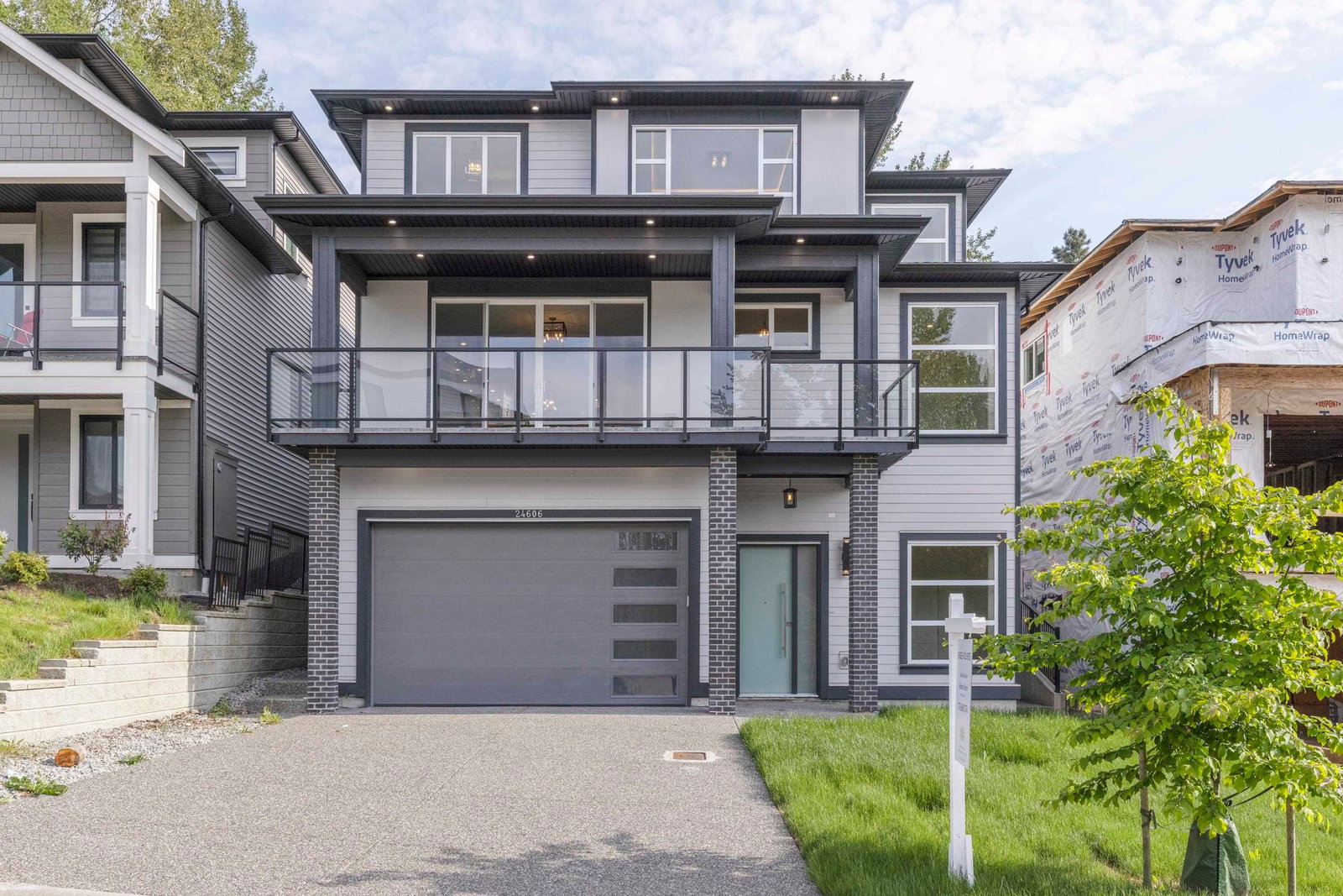 Listing Image 1