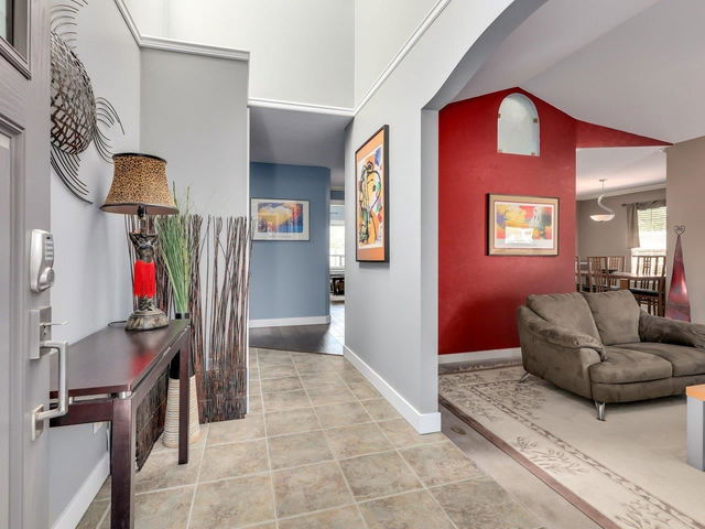 4702 Holly Park Wynd