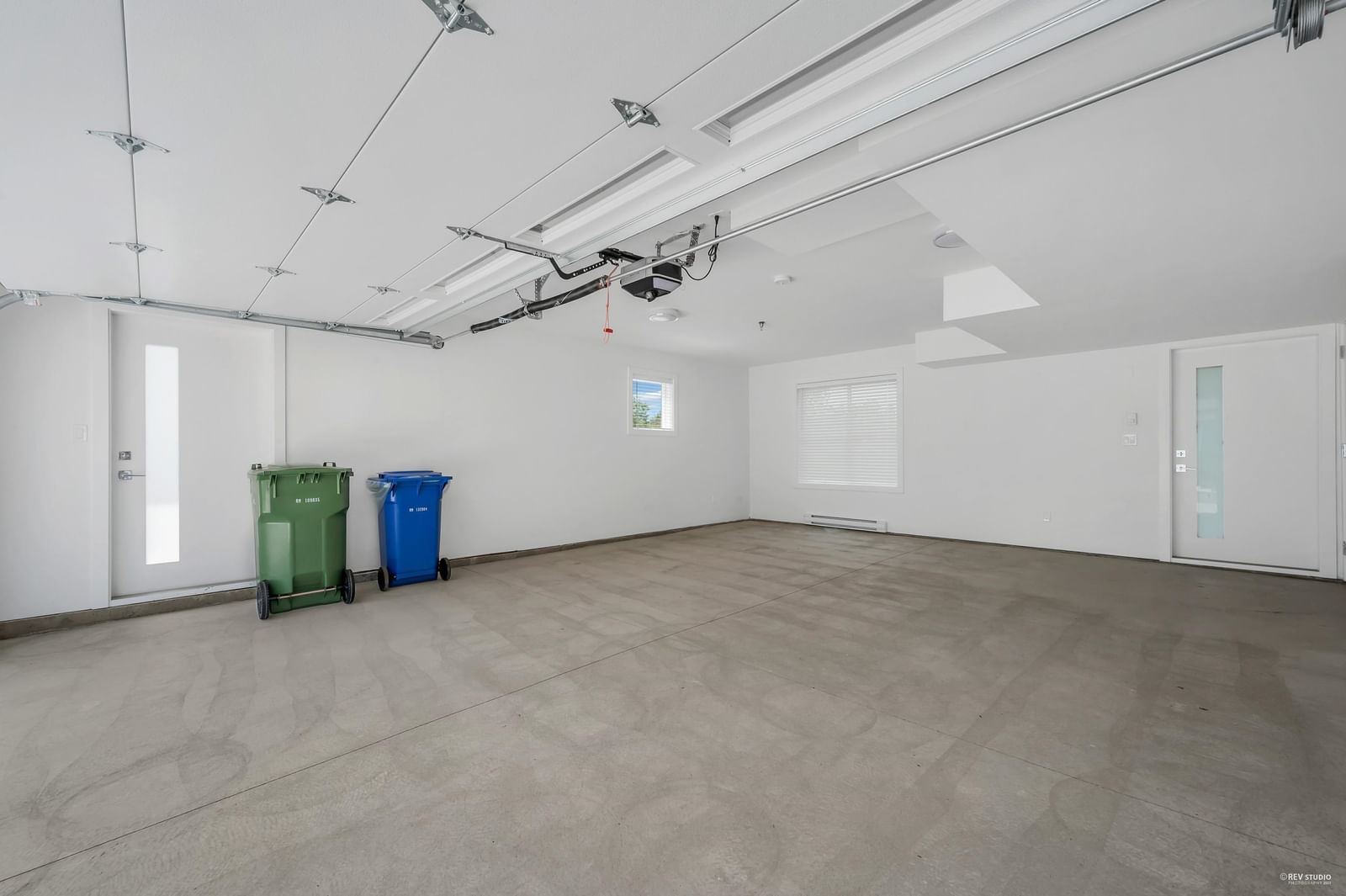 Listing Image 24