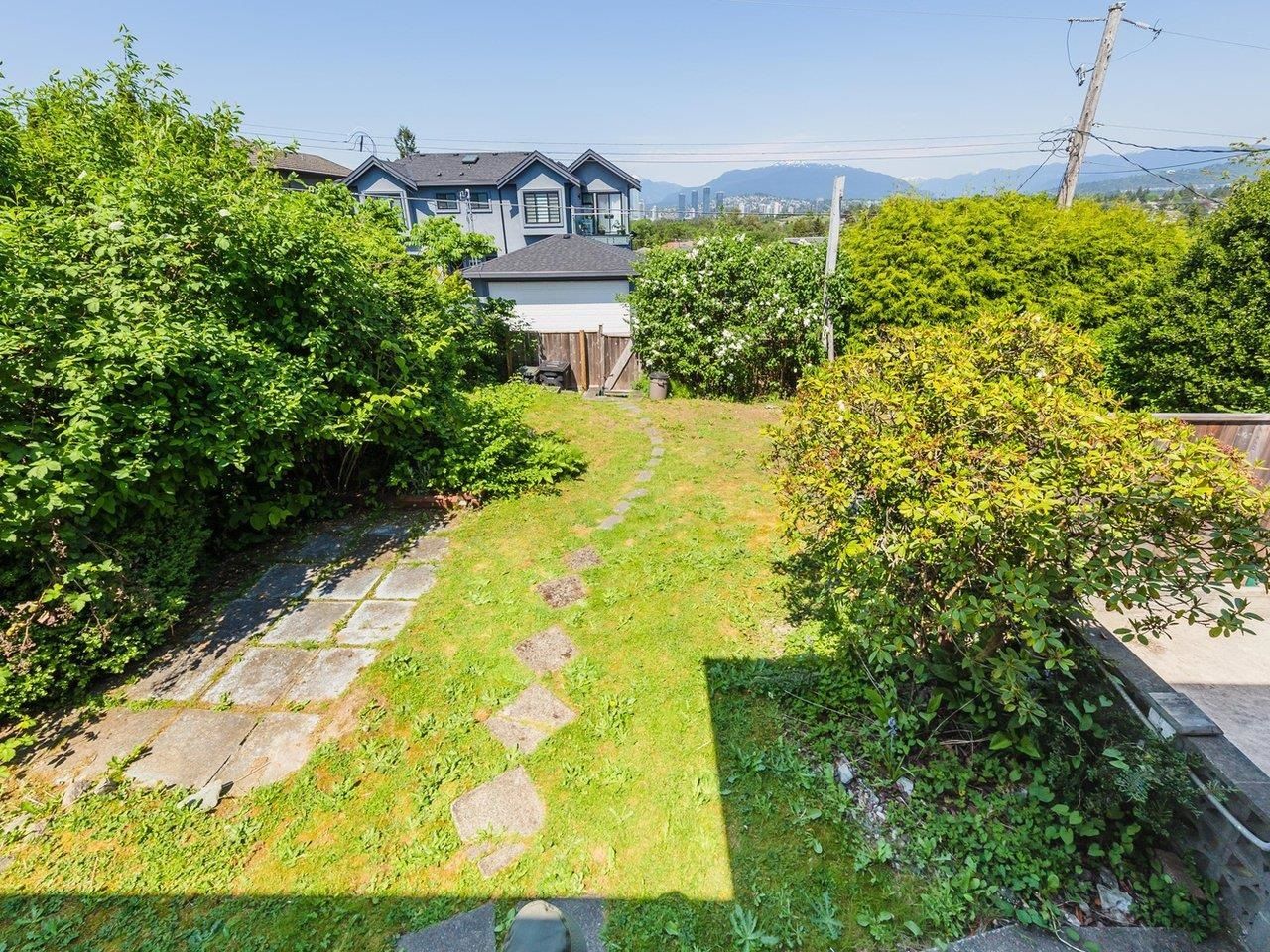 Listing Image 14