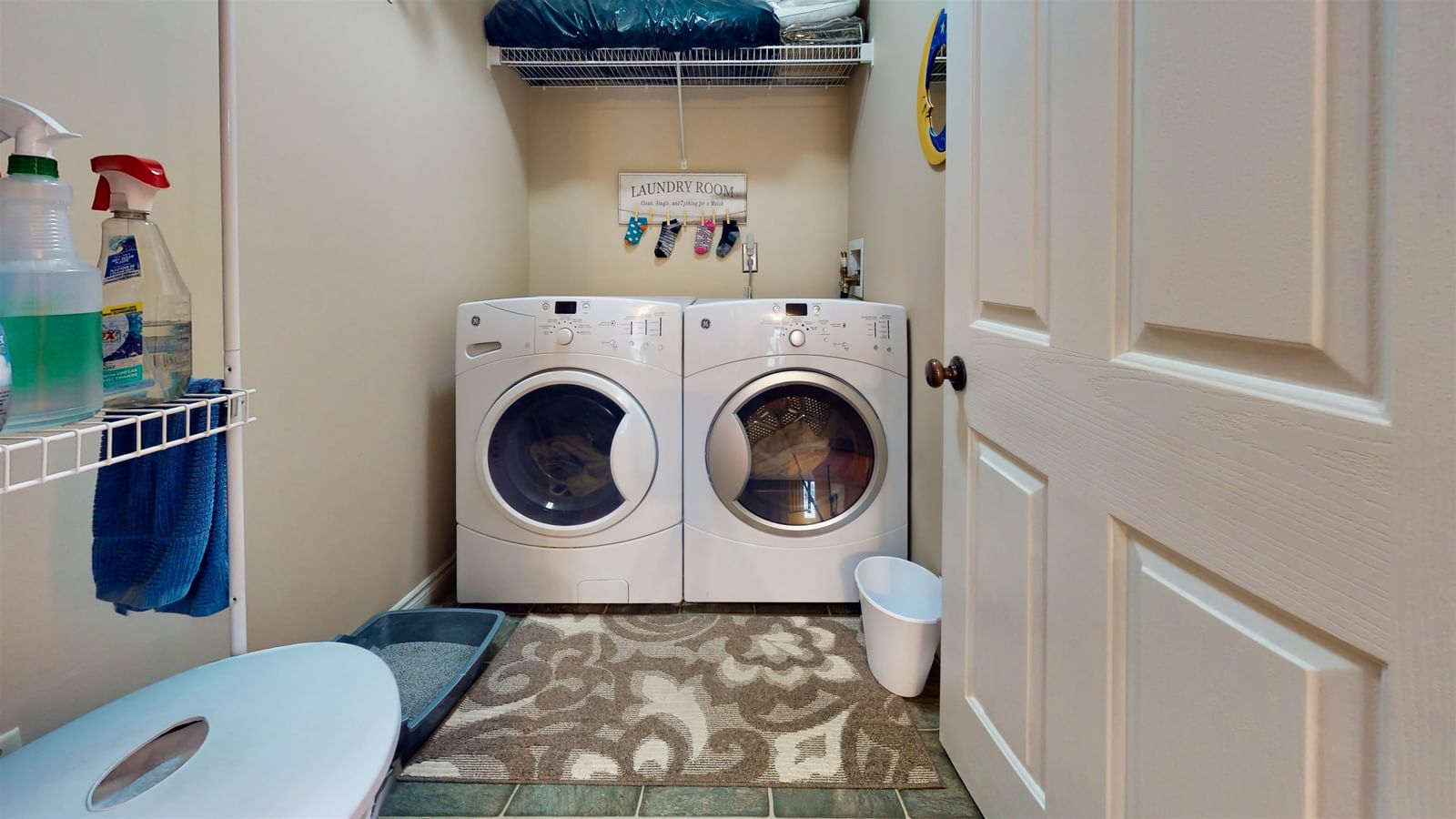 Listing Image 22