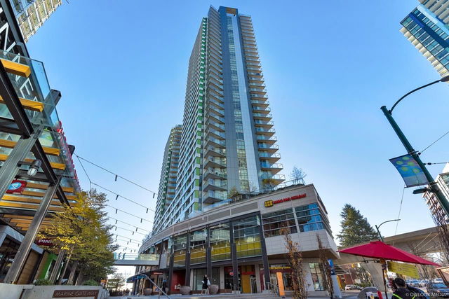 2004 - 488 Marine Drive