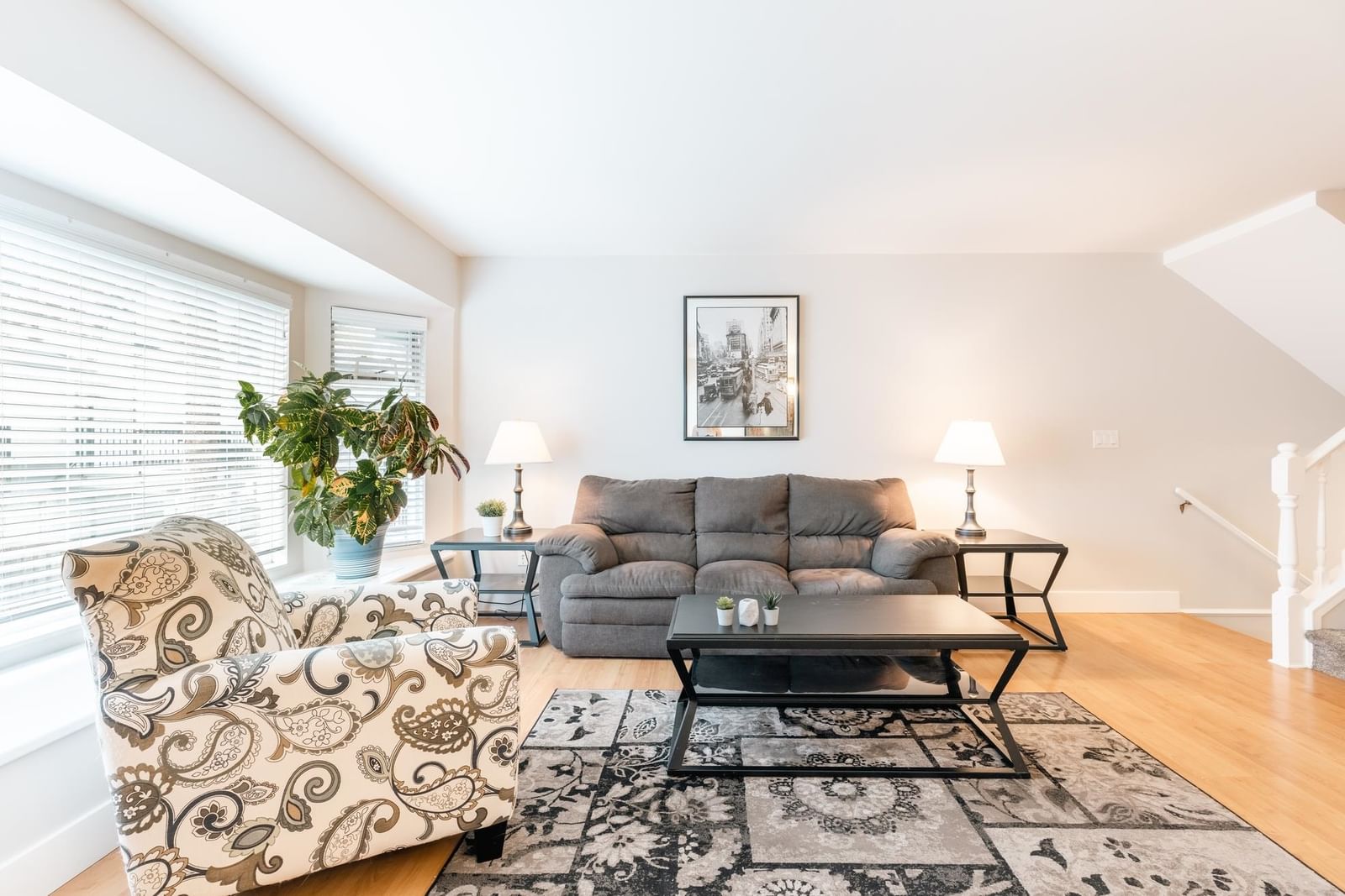 Listing Image 16