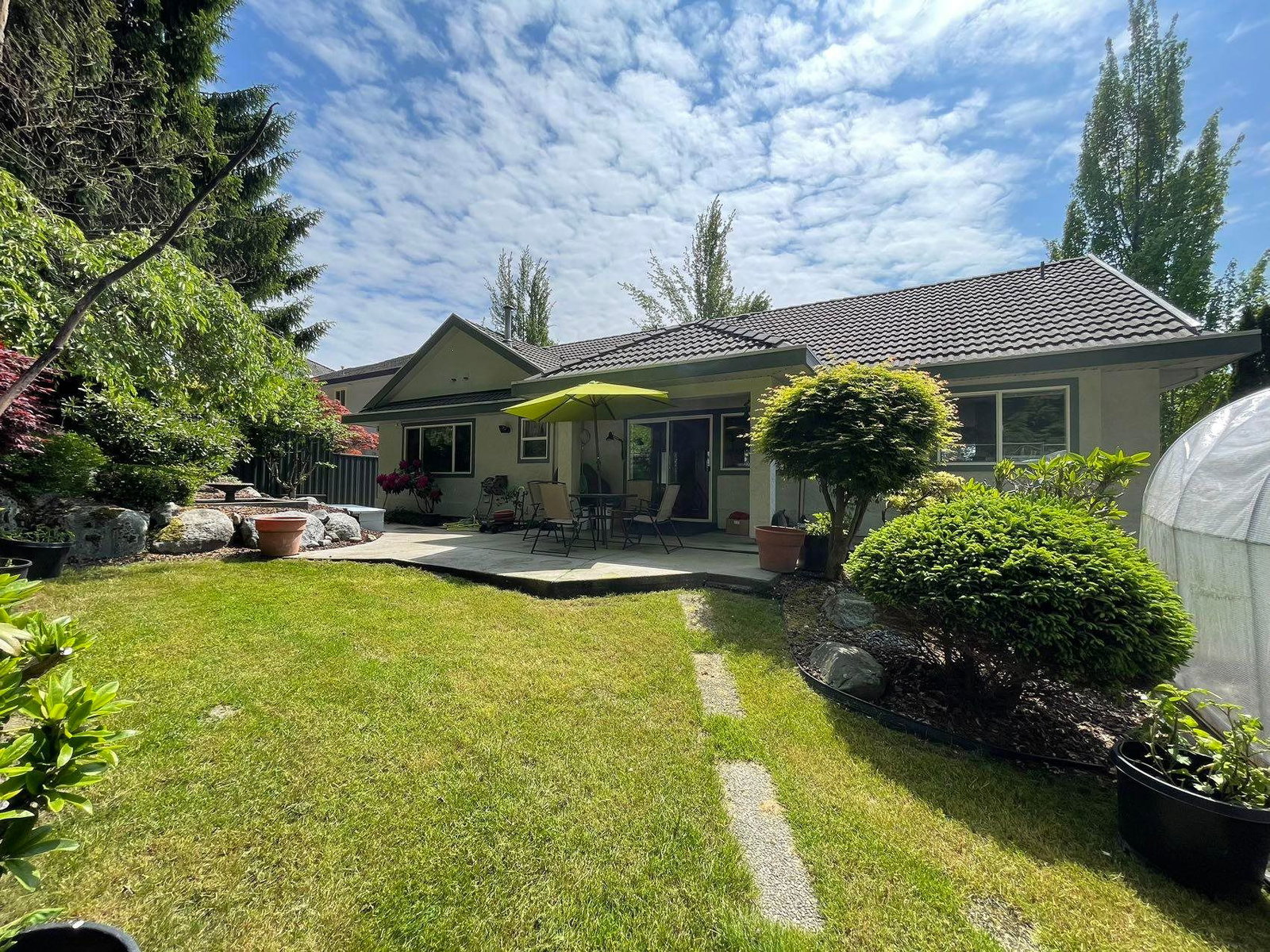Listing Image 16