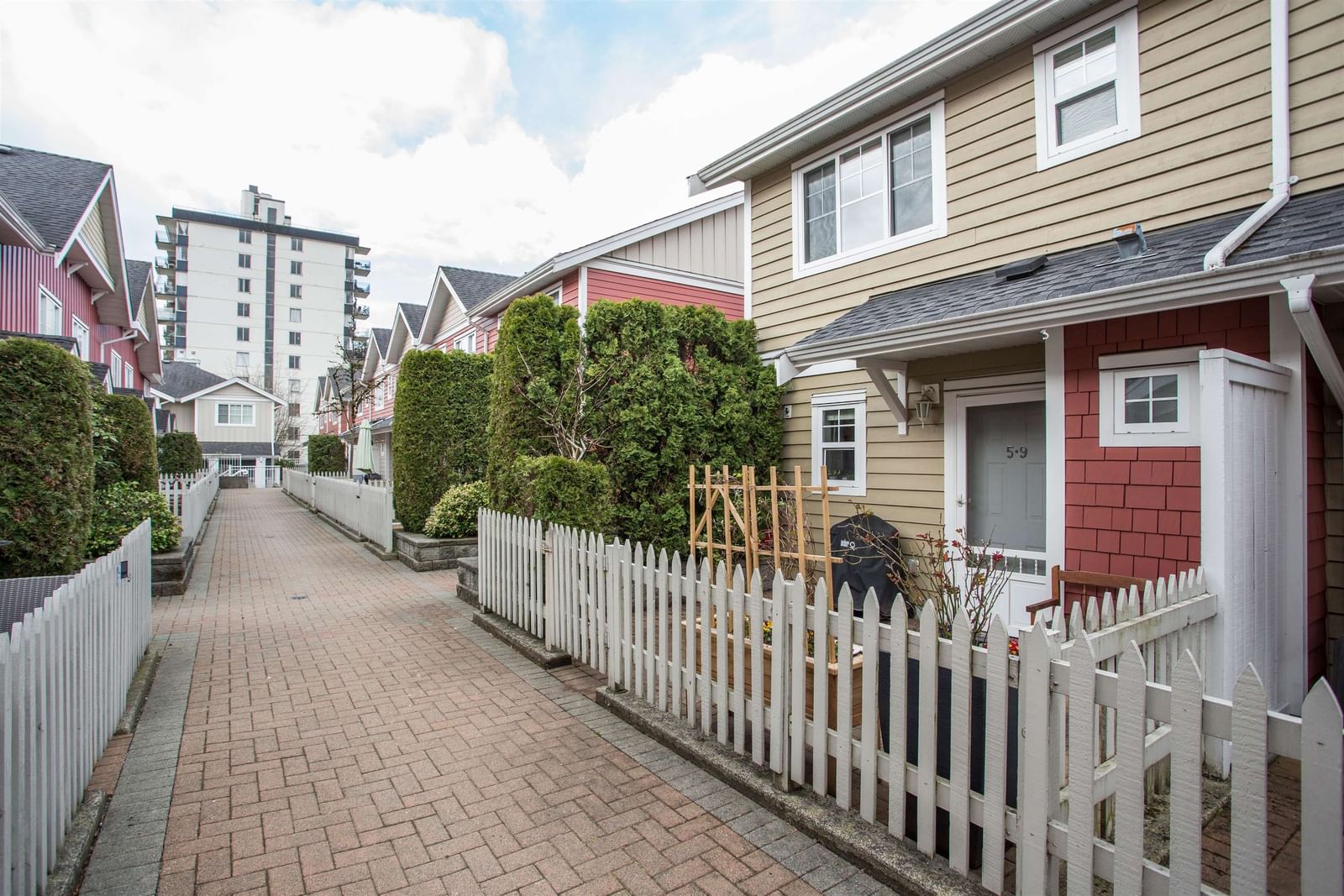 Listing Image 25