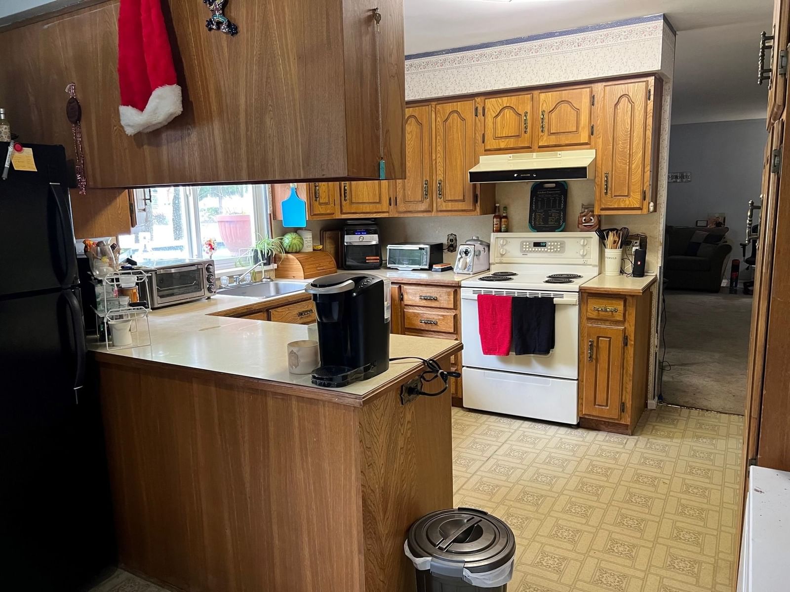 Listing Image 4
