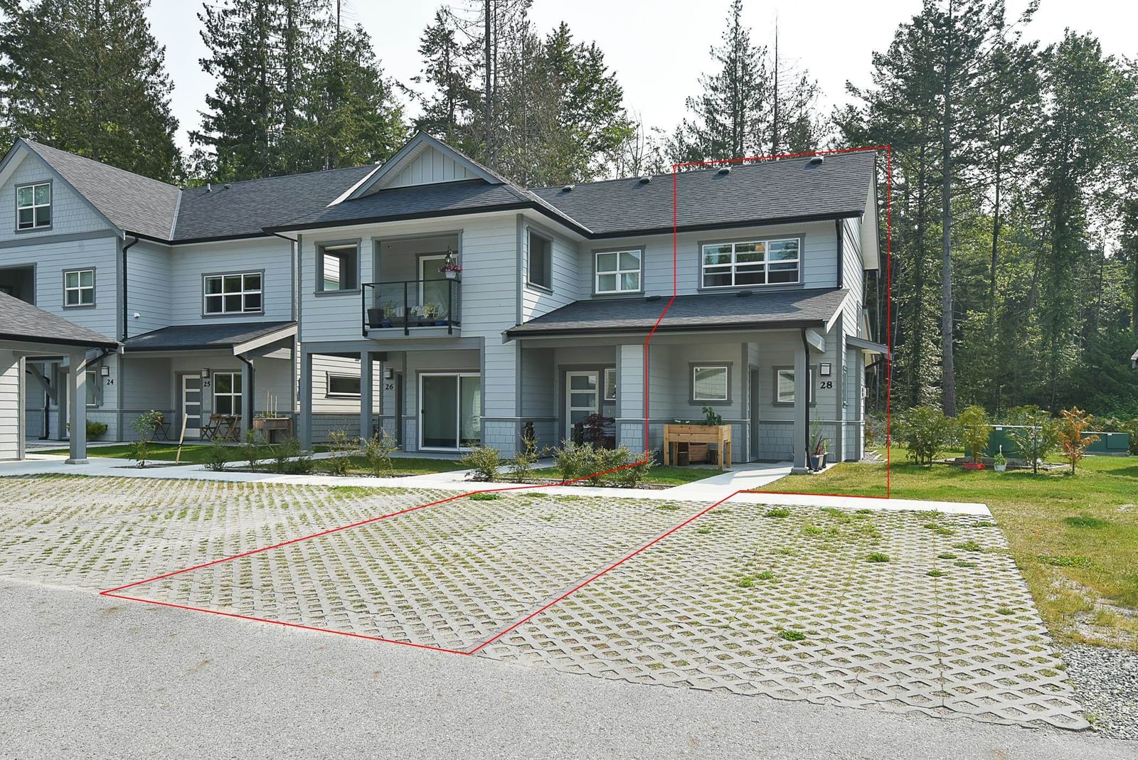 Listing Image 4