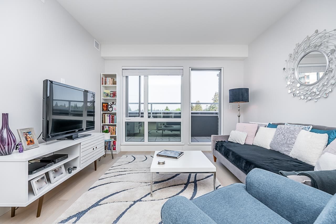 Listing Image 11