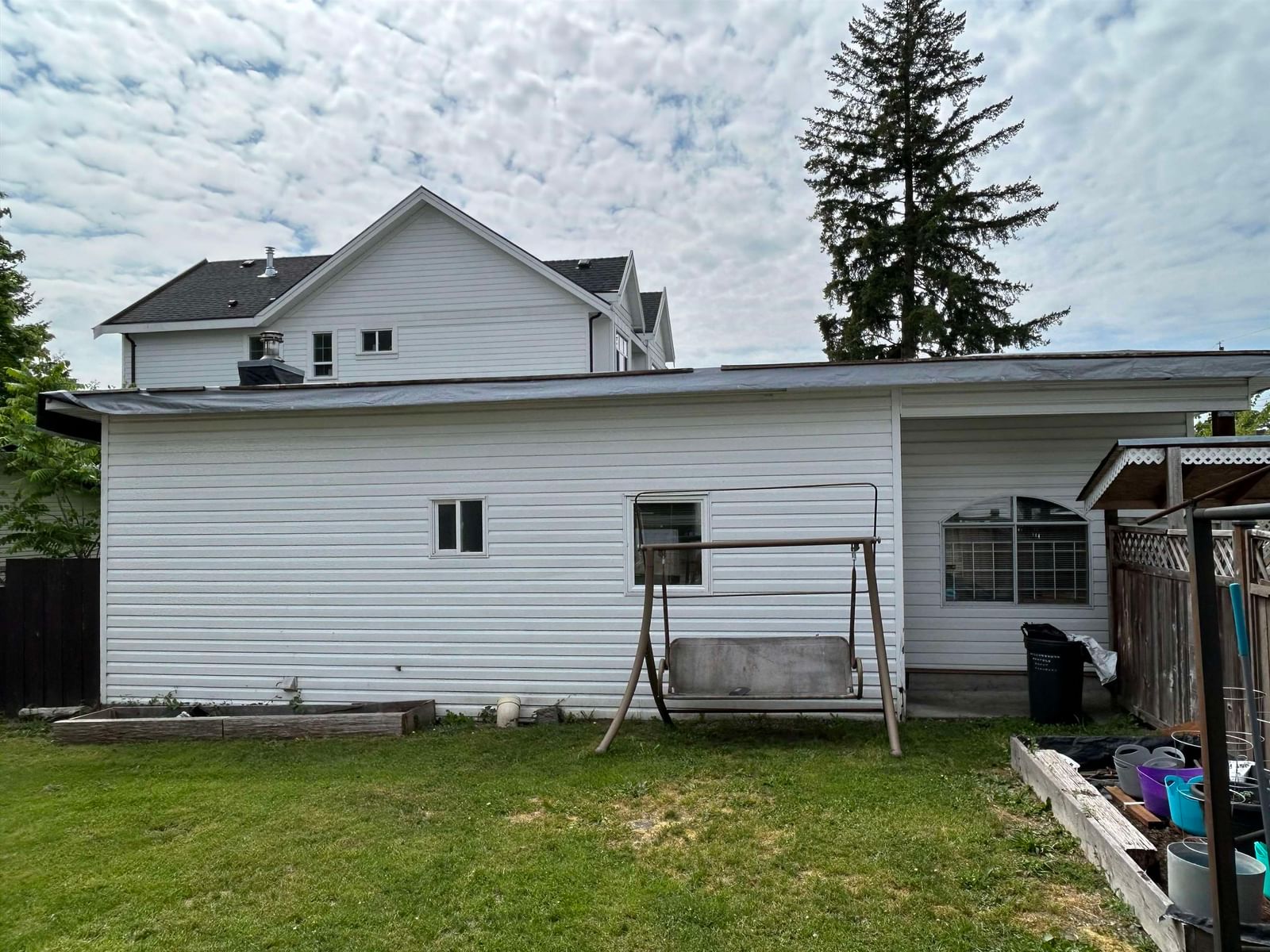Listing Image 17