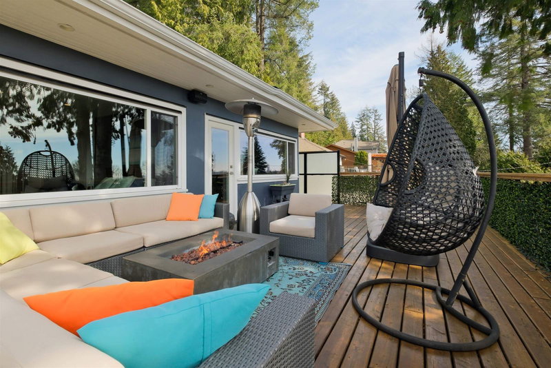 1095 Keith Road, North Vancouver, V7P 1Y6 | Image 2