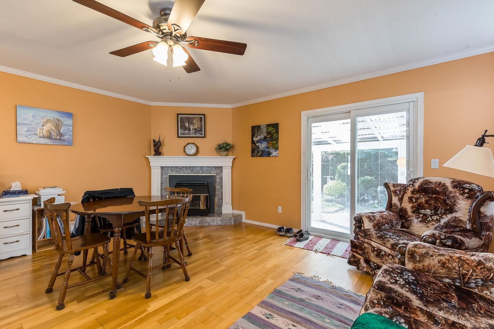 Listing Image 13